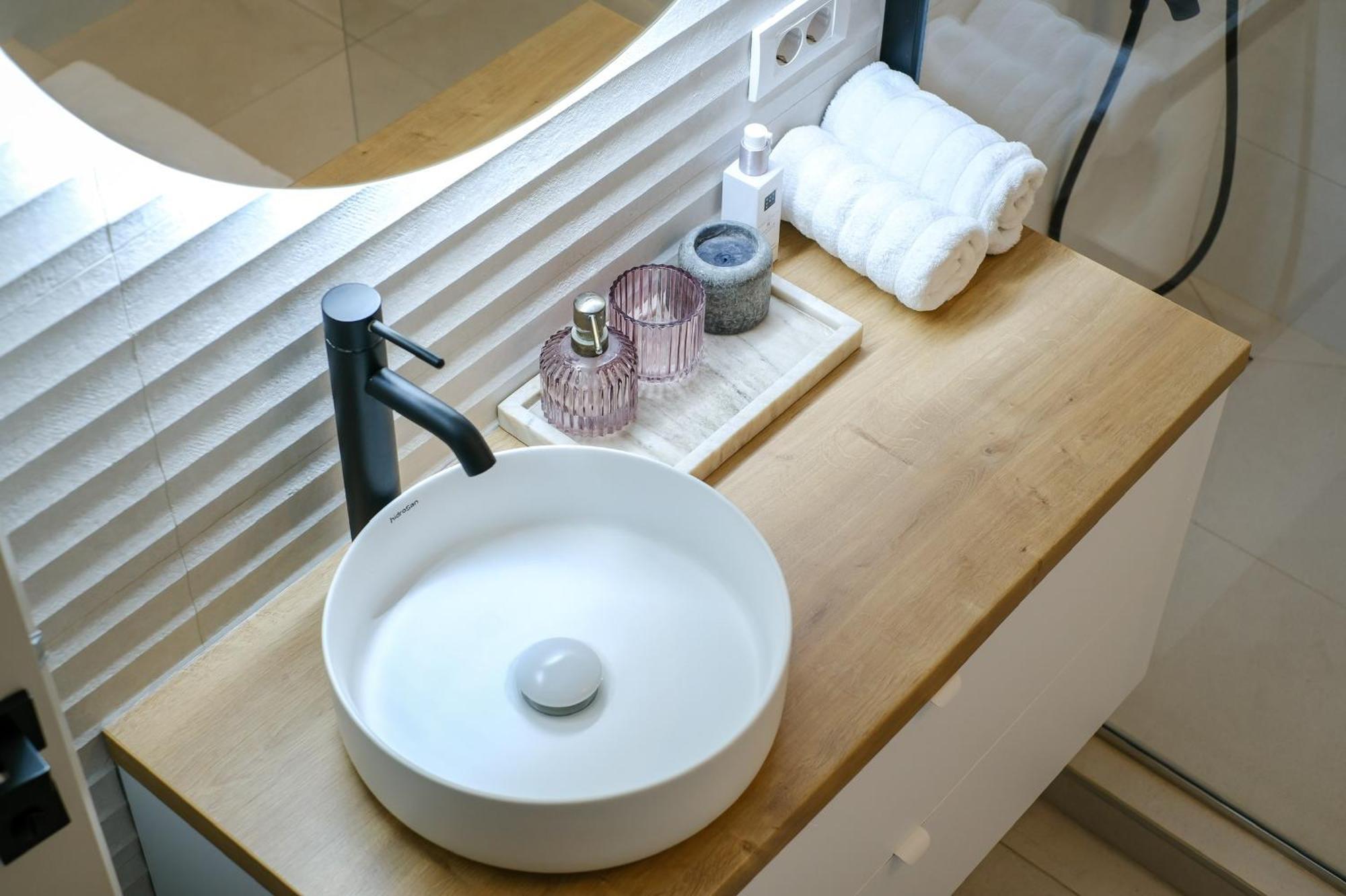 Apartment In Nis, Center! Brand-New Ngoại thất bức ảnh