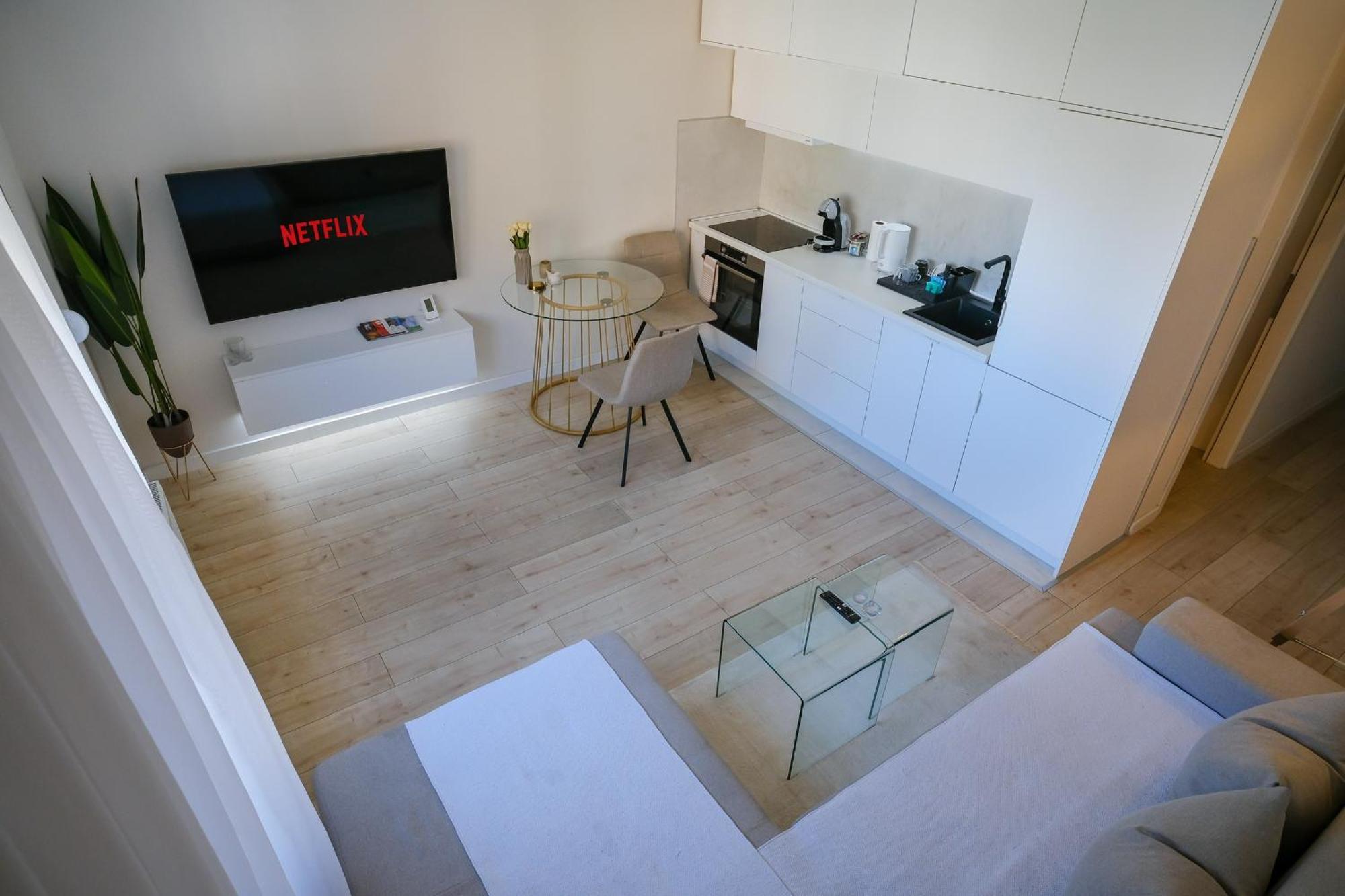 Apartment In Nis, Center! Brand-New Ngoại thất bức ảnh