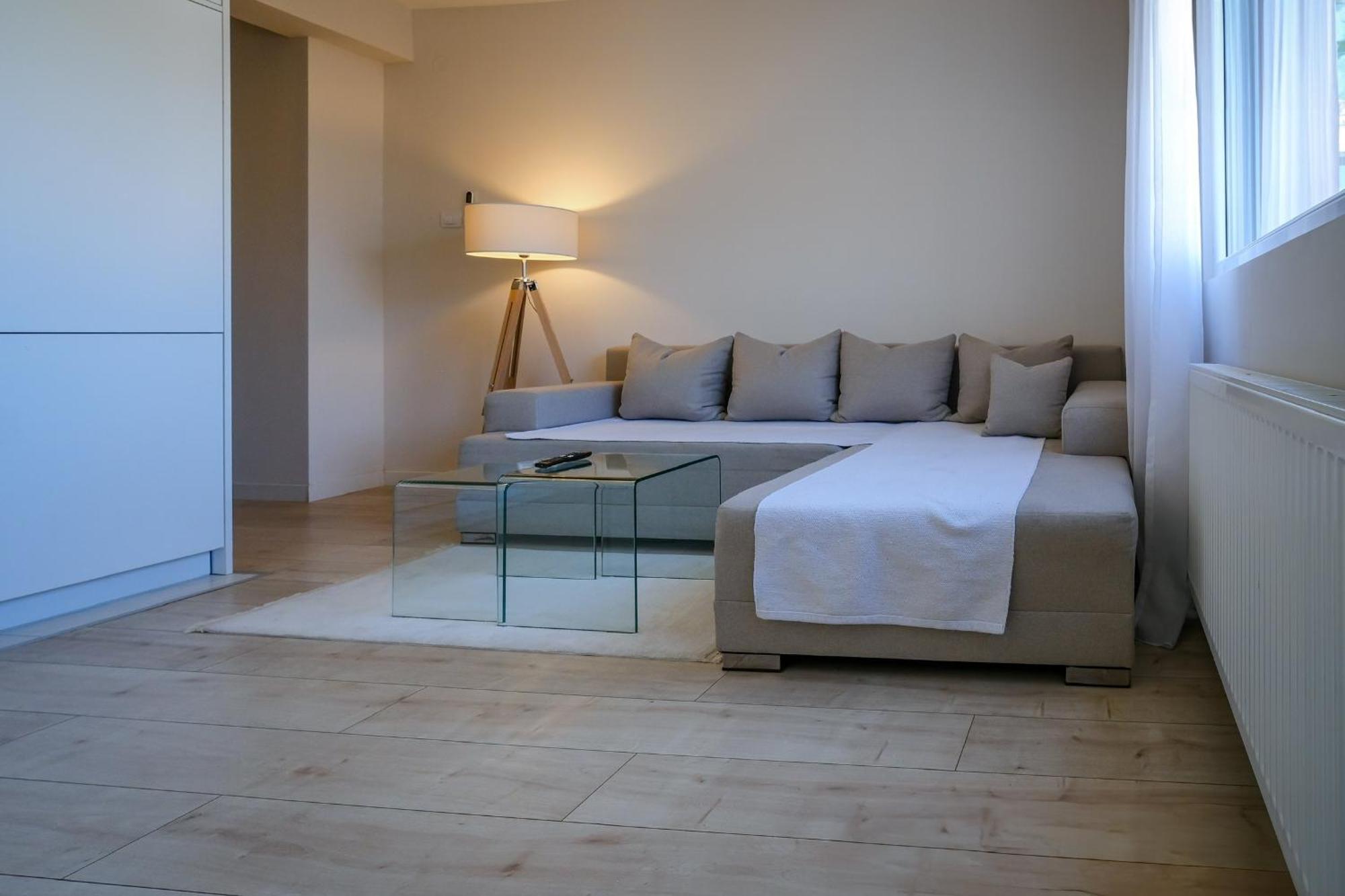 Apartment In Nis, Center! Brand-New Ngoại thất bức ảnh