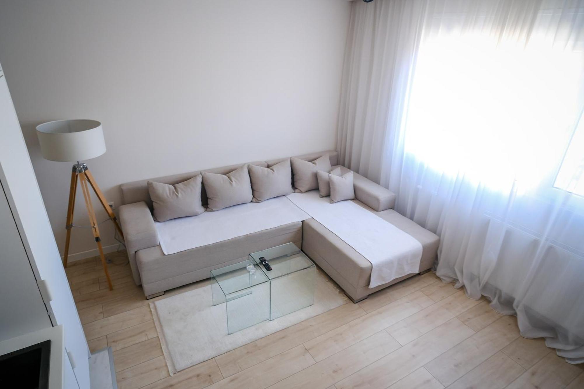 Apartment In Nis, Center! Brand-New Ngoại thất bức ảnh
